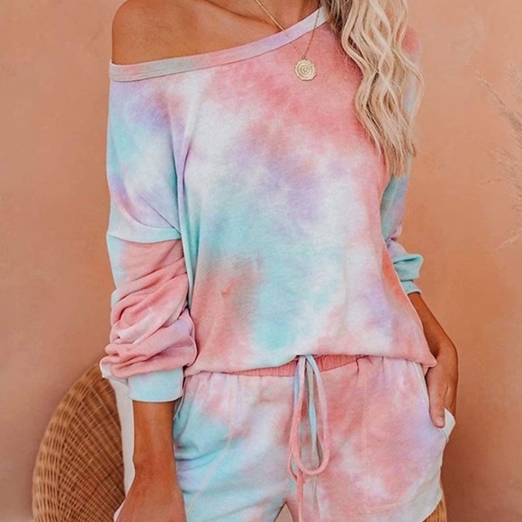 Other - 🎉Host Pick🎉 {NWT} Boutique Tie Dye Lounge Set!